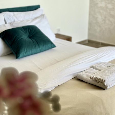 Akhdar Apartments Utjeha-Bušat Eksteriør billede