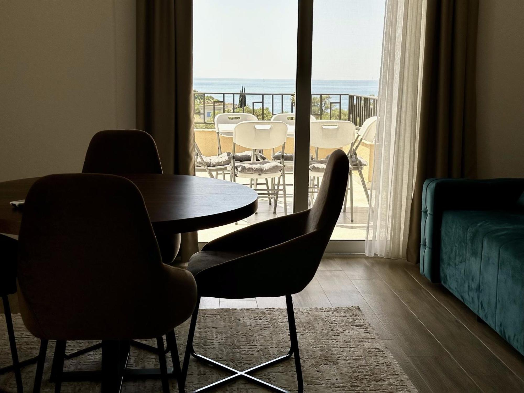 Akhdar Apartments Utjeha-Bušat Eksteriør billede