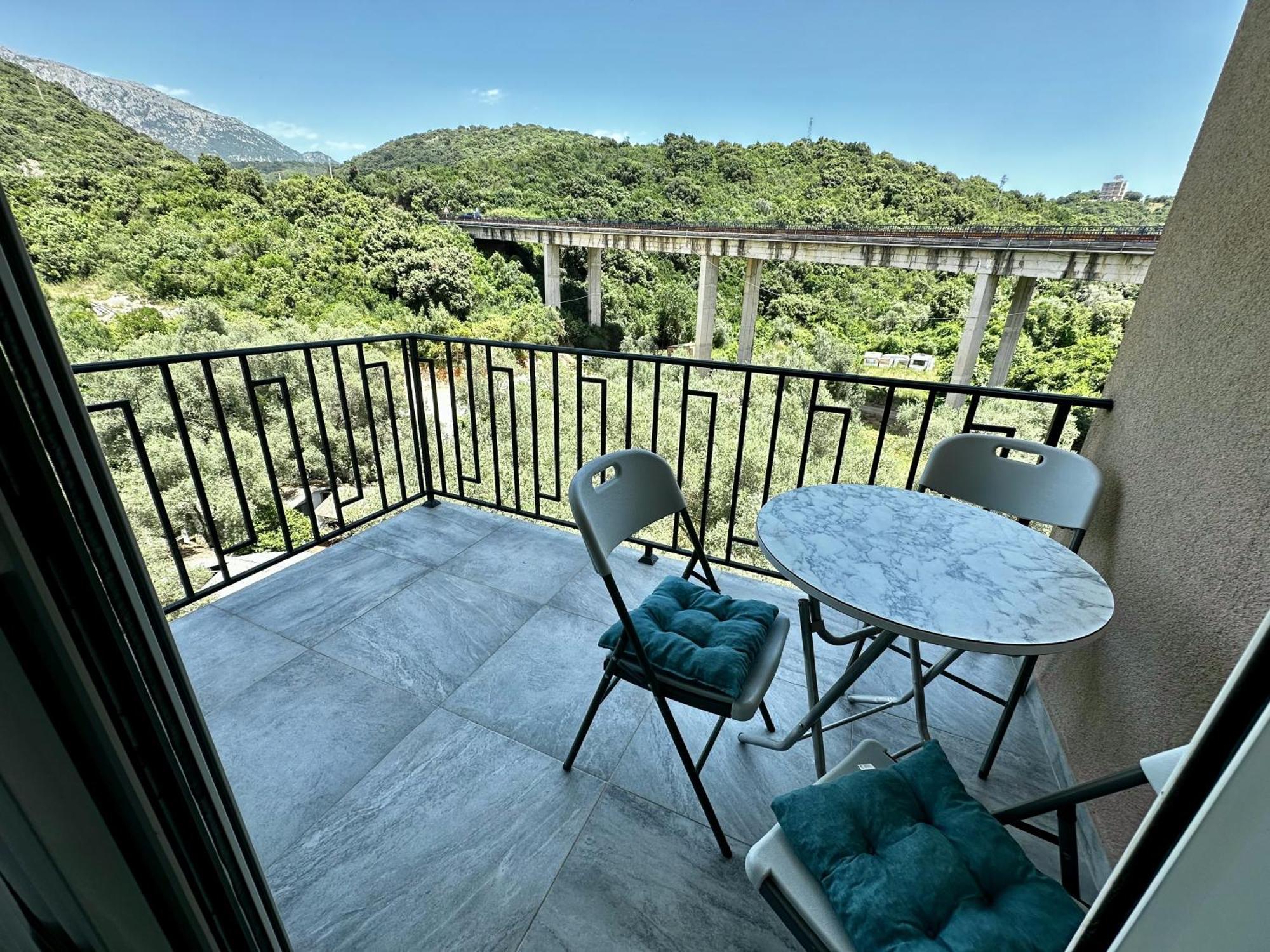 Akhdar Apartments Utjeha-Bušat Eksteriør billede