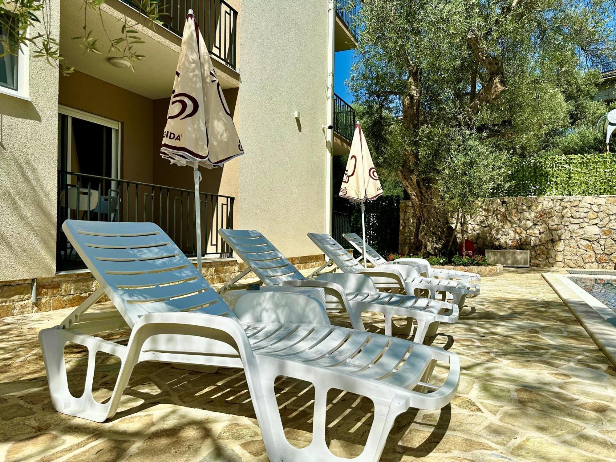 Akhdar Apartments Utjeha-Bušat Eksteriør billede
